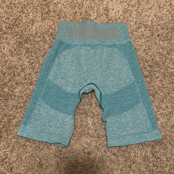 Gymshark | Flex Blue set - Top & Shorts - Picture 2 of 4